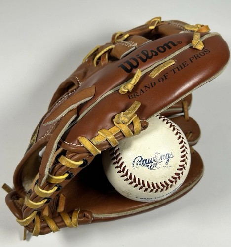Wilson baseball mitt mlb pro - baseball,