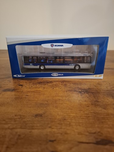 Cmnl ukbus 7002 scania - cmnl,