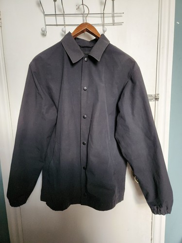 Uniqlo men medium - men's,