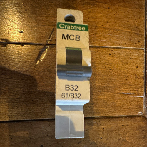 Crabtree starbreaker mcb b32 - crabtree,