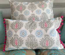 SHARONSHAR  Linen/Cotton Cushion Cover Handmade/Fabulous/Pom Pom Dream Pink