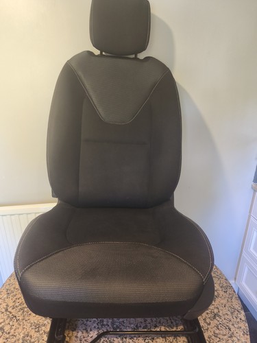 Renault clio mk4 door - renault,
