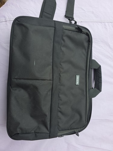 Dicota black laptop - 17.3",