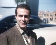 Ricardo montalban standing - ricardo,