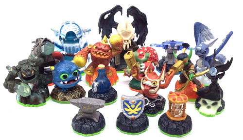 Skylanders bundle 16 - of,