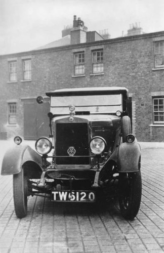 Stolen morris cowley - stolen,