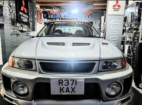 Mitsubishi showroom totem - mitsubishi,