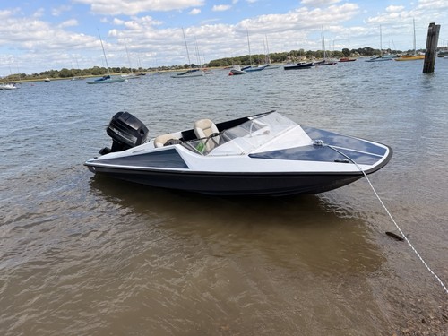 Shakespeare 14ft speed boat - 14ft,