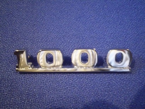 Stemma badge mini austin 1000 - badge,