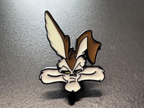 Wile coyote enamel pin badge - wile,