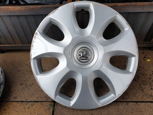 Vauxhall corsa wheel trim - 15",