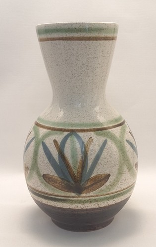 Large cinque ports pottery - cinque,