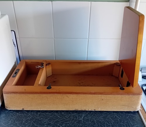 Sewing machine base with pin - sewing,