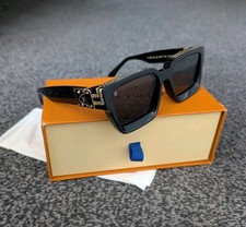 LOUIS VUITTON 1.1 Millionaire Sunglasses Black Gold Z1165E 