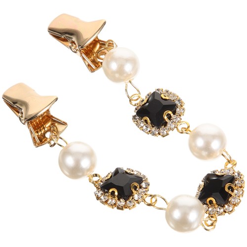 Elegant pearl sweater clip - pearl,