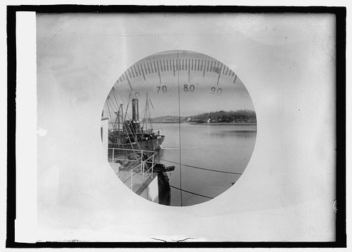 Photo submarine view through - photo:submarine,