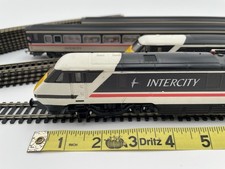 Hornby Railways Intercity 225