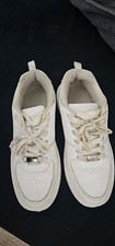 Traner Shoes Women's Size 5