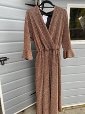 Flattering Black/Rust Lurex