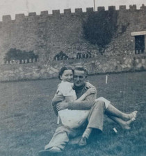 VINTAGE PHOTO LOVERS REUNITED AFTER WW2 LEICESTER/SHEFFIELD SOCIAL HISTORY VP43