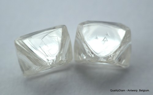 Carats pair of natural - 1.85,
