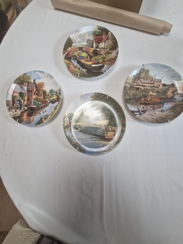 Wedgwood wall plates - wall, limited