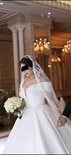 Custom made wedding - made, size