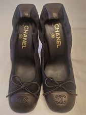 Chanel Heels Logo Pumps 39 / 6