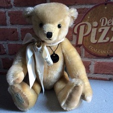 Queen Elizabeth II Golden