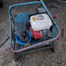 Bluebird Lawn Aerator