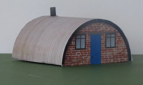 Scale model nissen hut - oo,
