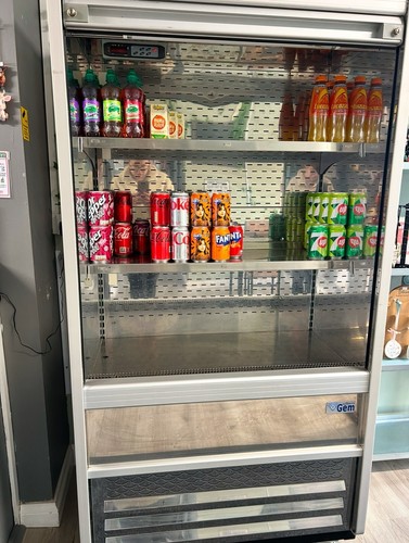 Commercial drinks fridge - commercial,