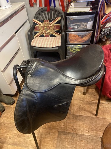 Falcon saddle 5 - falcon,