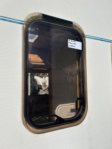 Caravan window swift - ,