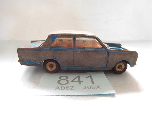 Vintage dinky toys 136 - vintage,