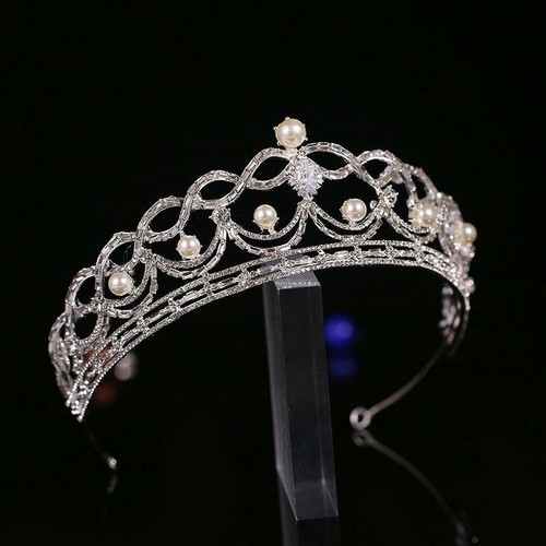 5cm tall pearl crystal - 5.5cm,
