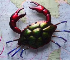Superb METAL TIN CRAB Iridescent Painted Beach Hut Lobster Pot Wall Hanging