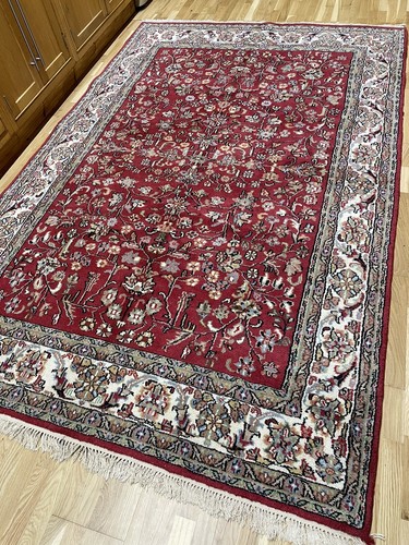 Hand knotted 100 wool rug - hand,