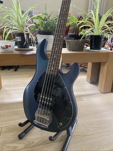 Sterling music man - by, sub
