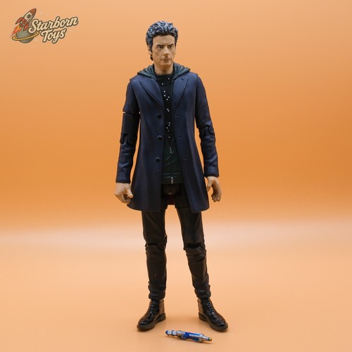 Doctor who figure - doctor,