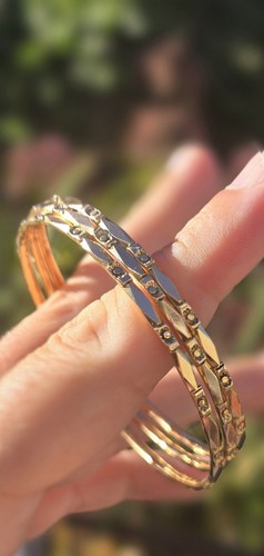 18ct gold floral faceted - 18ct,