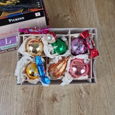 Vintage & Antique Glass