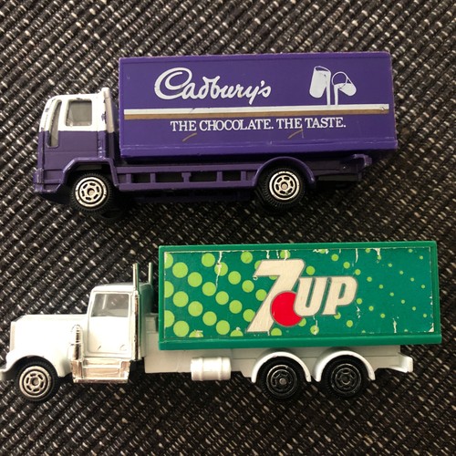 Corgi ford cargo truck - ford,