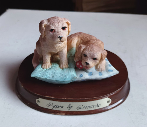 Puppies leonardo ornament - by,