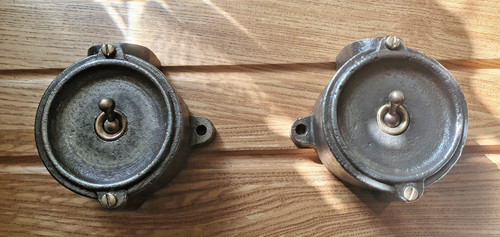 Vintage industrial cast - 2x,