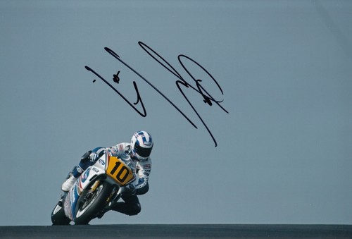 Wayne gardner hand signed - gardner,