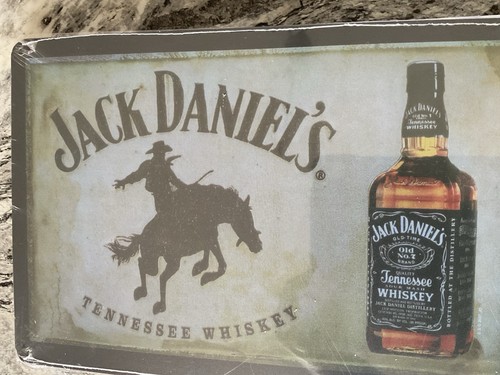Jack daniels tennessee whiskey - daniels,