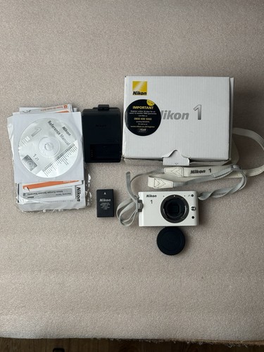 Nikon mirrorless digital - 1,