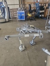  Humanscale M8 Articulating