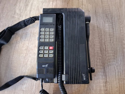Emerald motorola phone - bt,